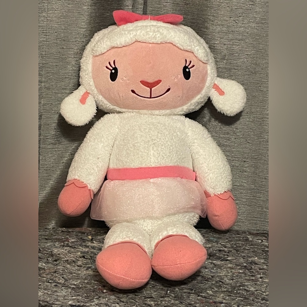 Disney’s Lambie Doc McStuffins 24”